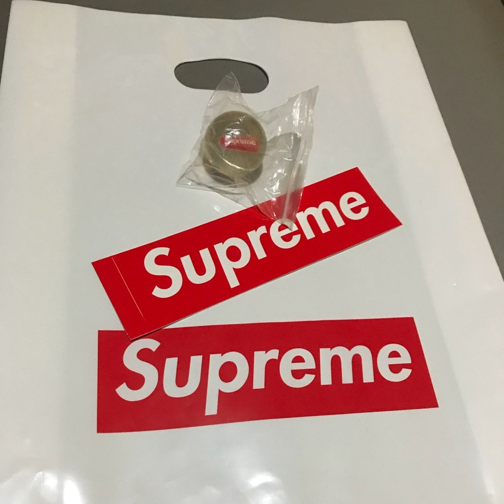 SUPREME BOUNCY BALL BOX LOGO STICKER AND BAG